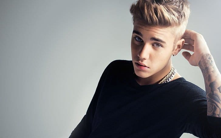 Celebrity Hair News: Justin Bieber Tries Blonde