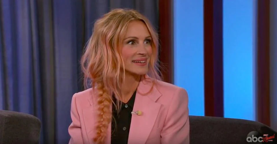 Julia Roberts' new Metallic Rose Gold hair